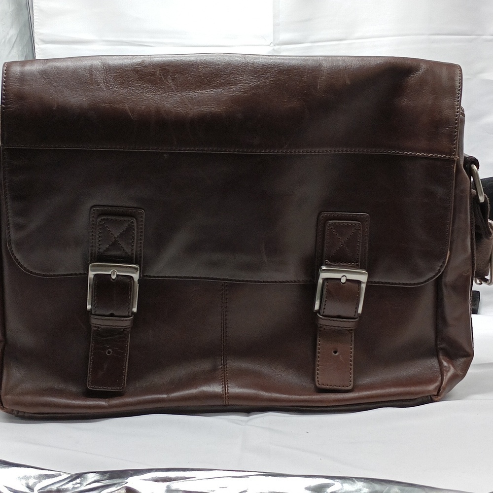 Fossil leather messenger bag